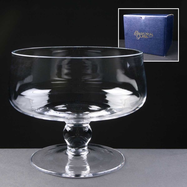 Balmoral Glass Engraved Glass Bowls Supplied In A Blue Cardboard Gift Box. Price Includes Engraving Balmoral Glass Engraved Glass Bowls Supplied In A Blue Cardboard Gift Box. Price Includes Engraving.
